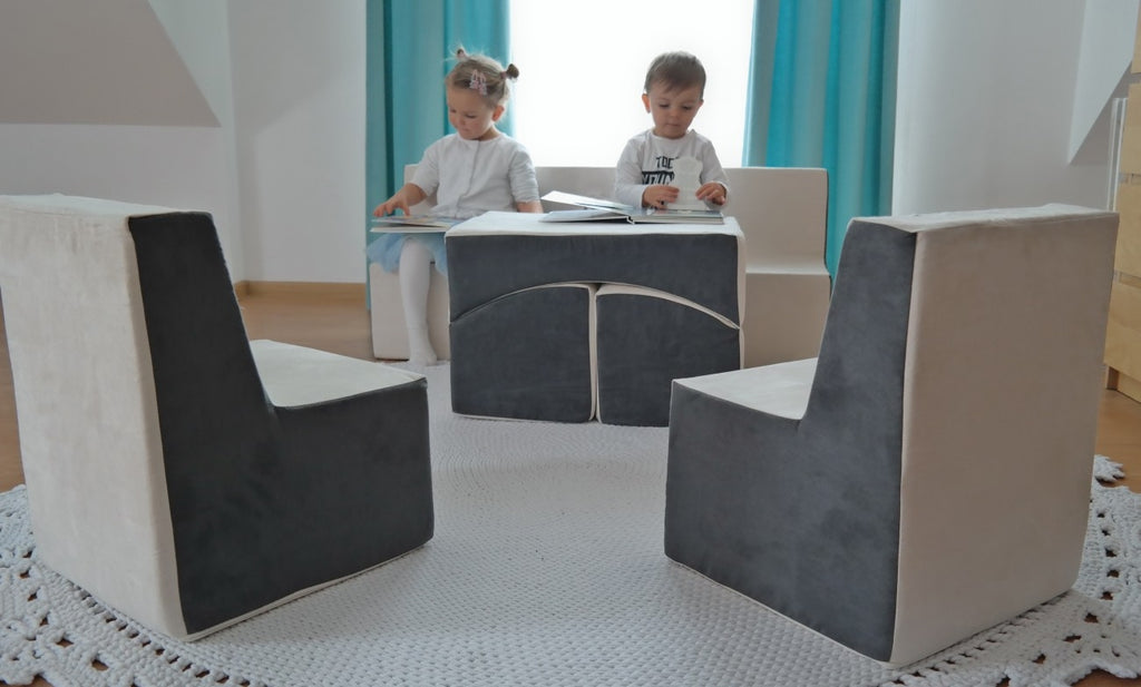 Barnmöbelset: 2xfåtölj + soffa + vilstol
