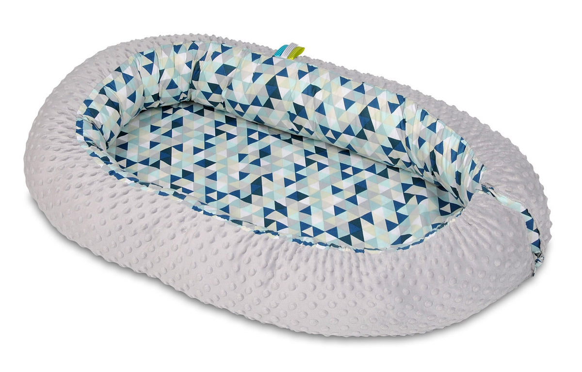 Babynest i minky för nyfödda